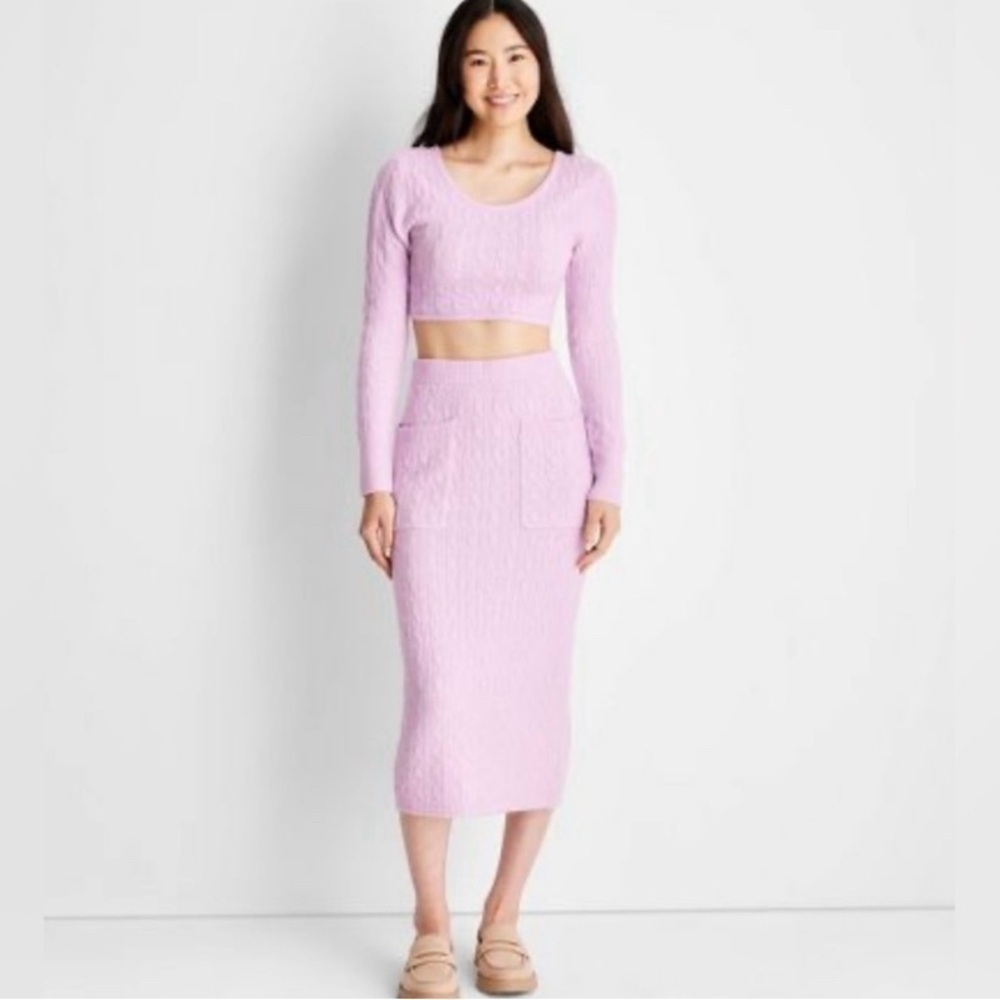 Future Collective With Reese
Women's High-Rise Midi Sweater Set -